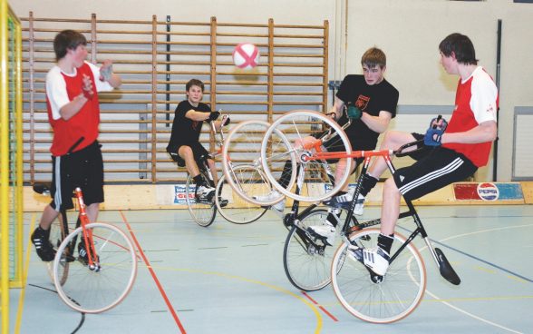 Cycle-balle; Photo: OFSPO